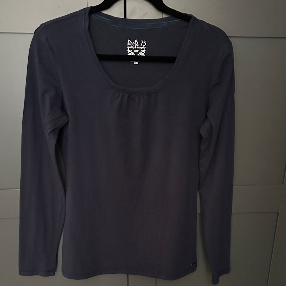 Roots Women's Deep Blue Long Sleeve Casual Top.